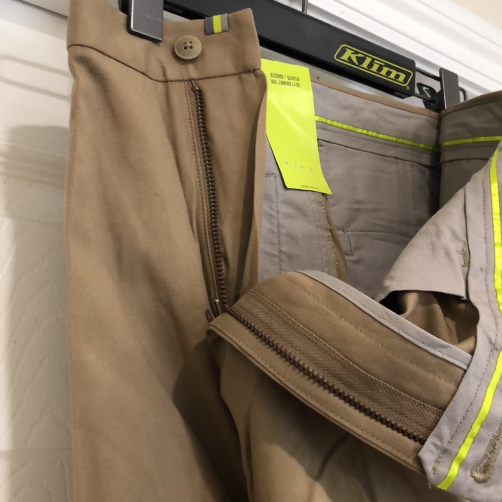 Kenneth Cole Reaction Slacks - Picture 11 of 13